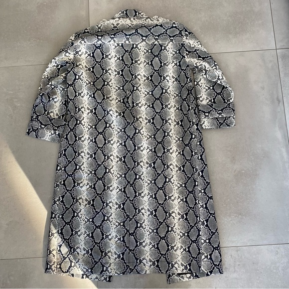 NWT APPARIS INGRID PYTHON TRENCH COAT - Picture 11 of 15